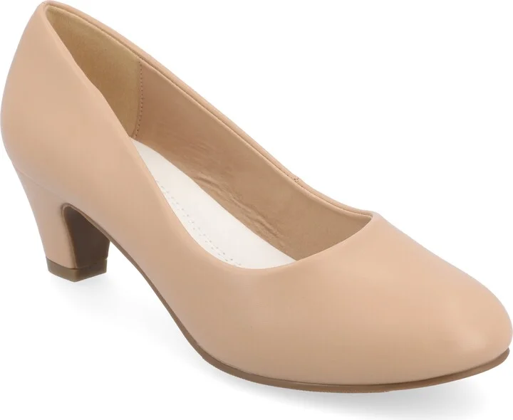 Journee Women's Comfort Luu-M Pumps