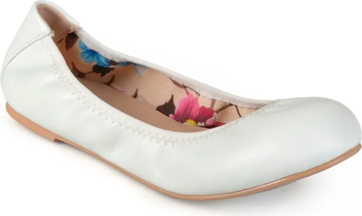 Journee Women's Lindy Flat