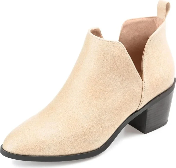 Journee Women's Lola Booties Sand