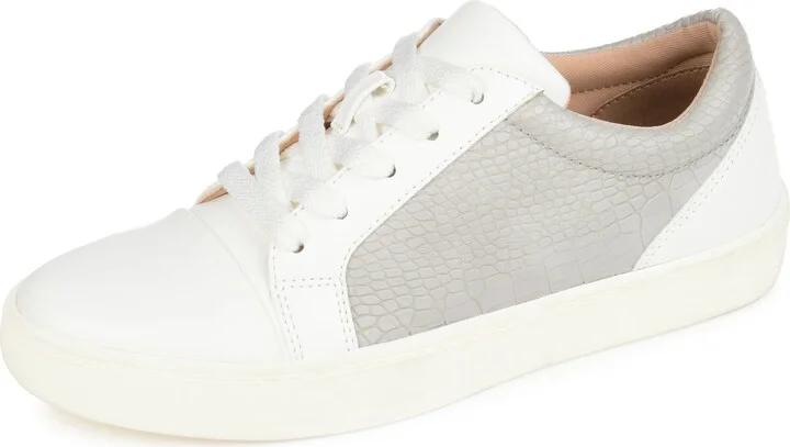 Journee Womens Lynz Tru Comfort Foam Two-Tone Lace-Up Sneakers