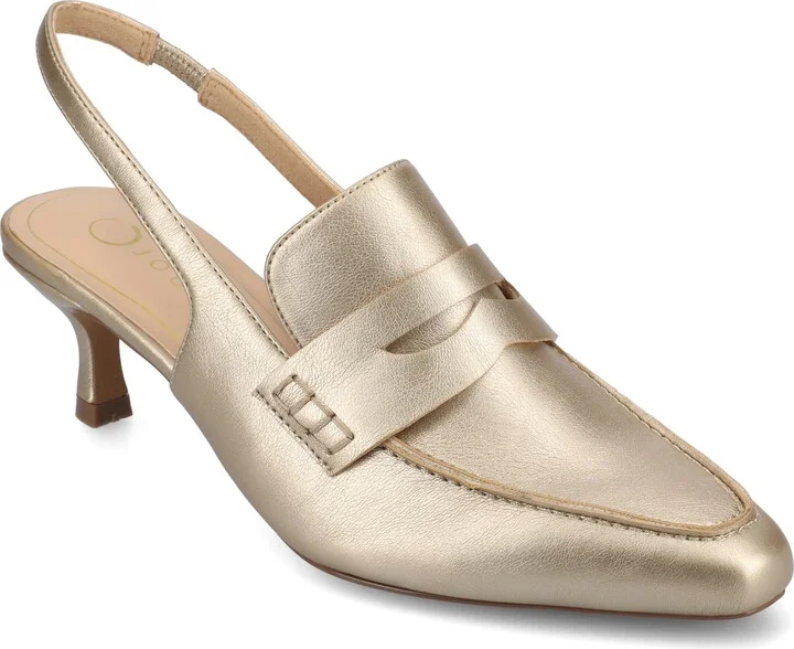 Journee Women's Medium and Wide Width Amory Pumps