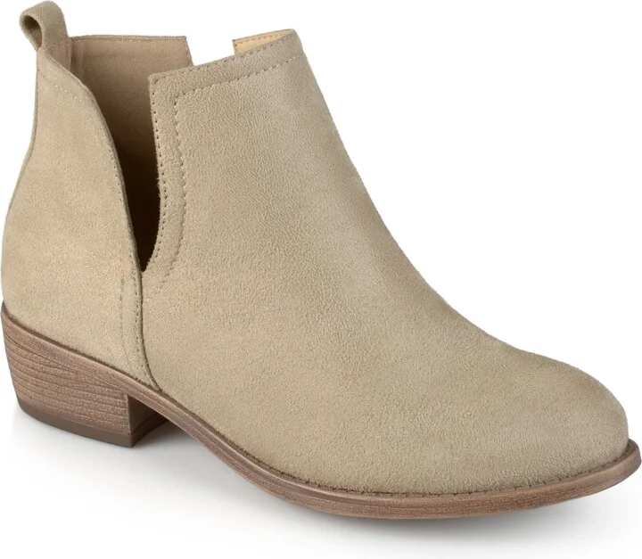Journee Womens Rimi Pull On Stacked Heel Booties