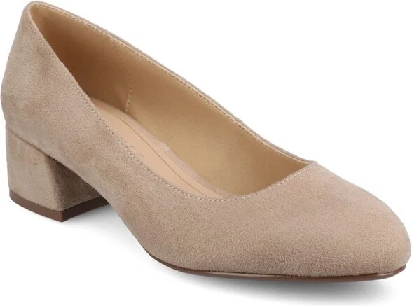 Journee Women's Saarii Medium and Wide Width Pumps, Nude/Suede 9.5W
