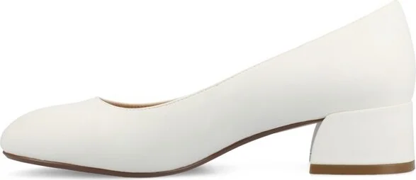 Journee Women's Saarii Wide Width Pumps, Patent/Lilac 12W - Image 4