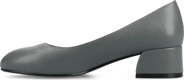 Journee Women's Saarii Wide Width Pumps, Patent/Lilac 12W - Image 10