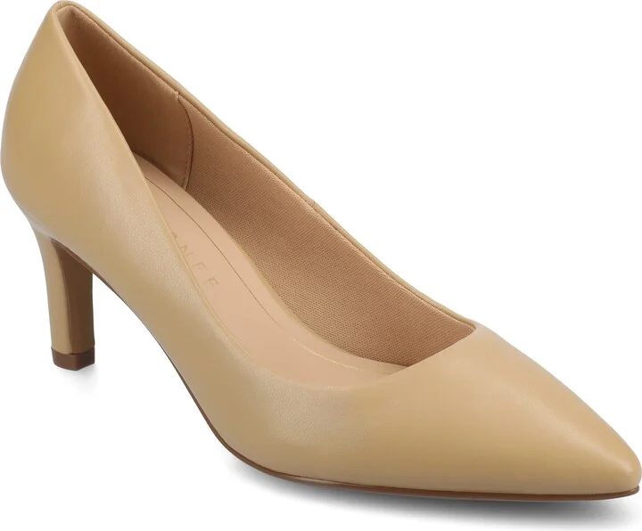 Journee Women's Scylee Medium and Wide Width Pumps