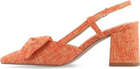 Journee Women's Tailynn Medium and Wide Width Pumps, Wheat - Image 5