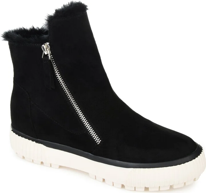 Journee Women's Tru Comfort Foam Jezzy Wedge Bootie