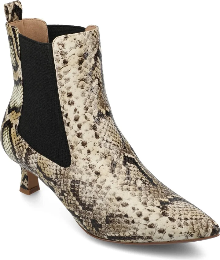 Journee Women's Tru Comfort Foam Tenlee Booties