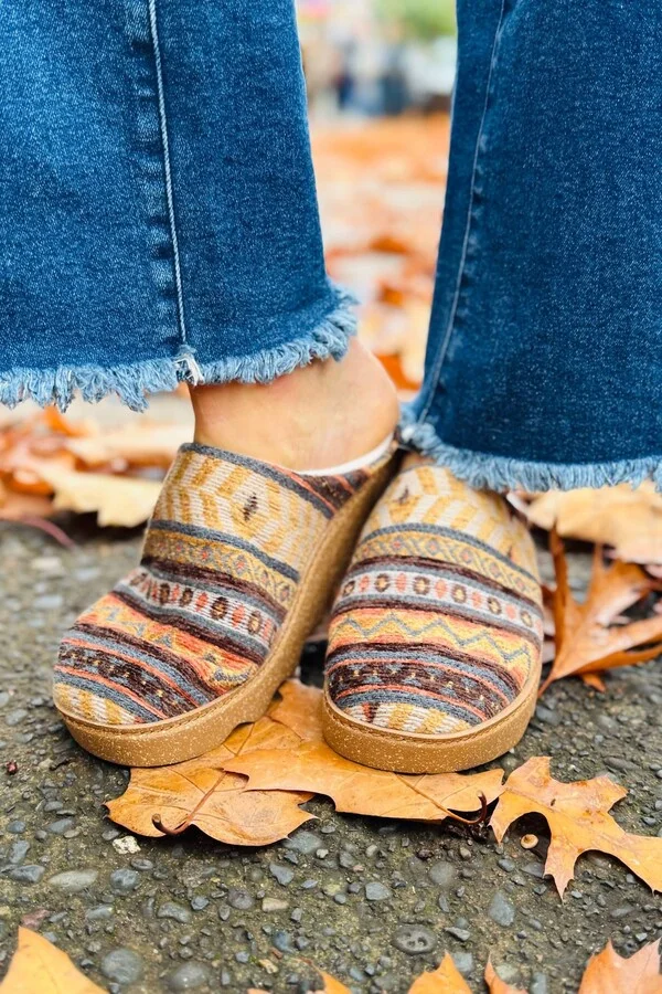 Joyce Ya In Terracotta