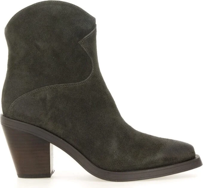 Judy Boot