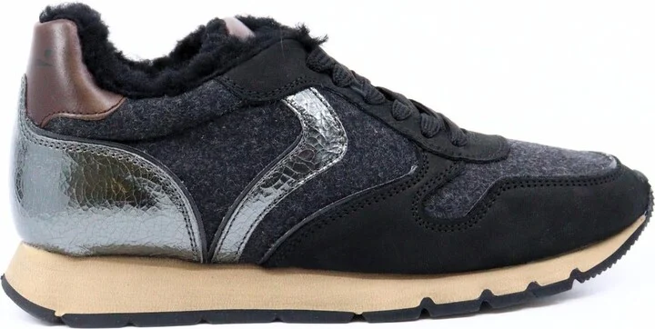 Julia Fur Sneakers In Black