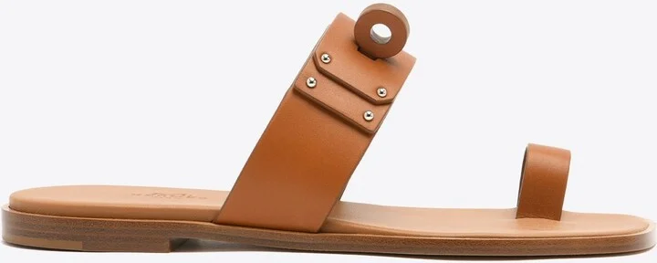 July Sandals in Naturel Calfskin with Oversized Kelly Buckle