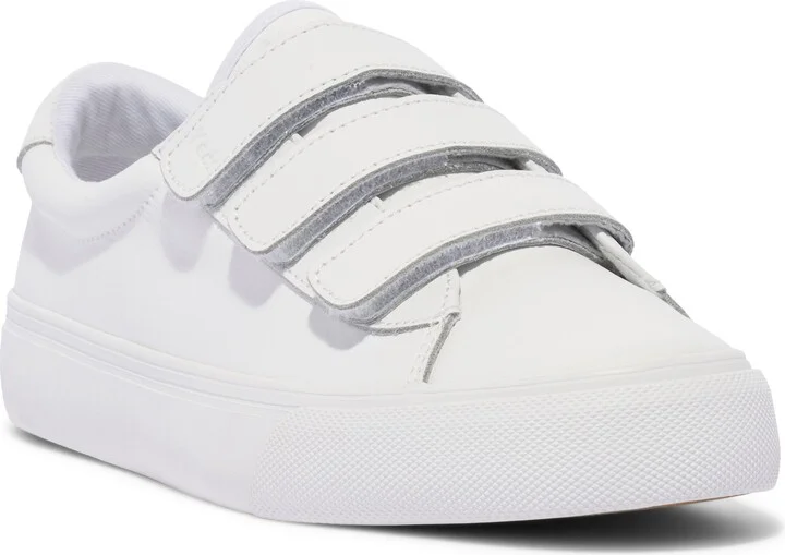 Jump Kick Sneaker