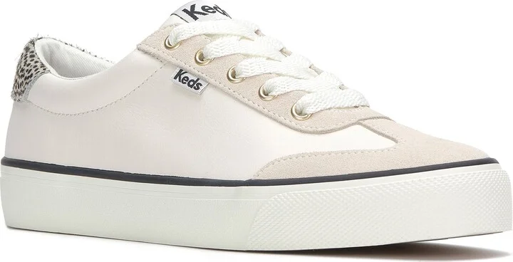Jump Kick T-Toe Sneaker