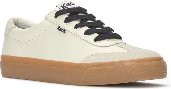 Jump Kick T-Toe Sneaker