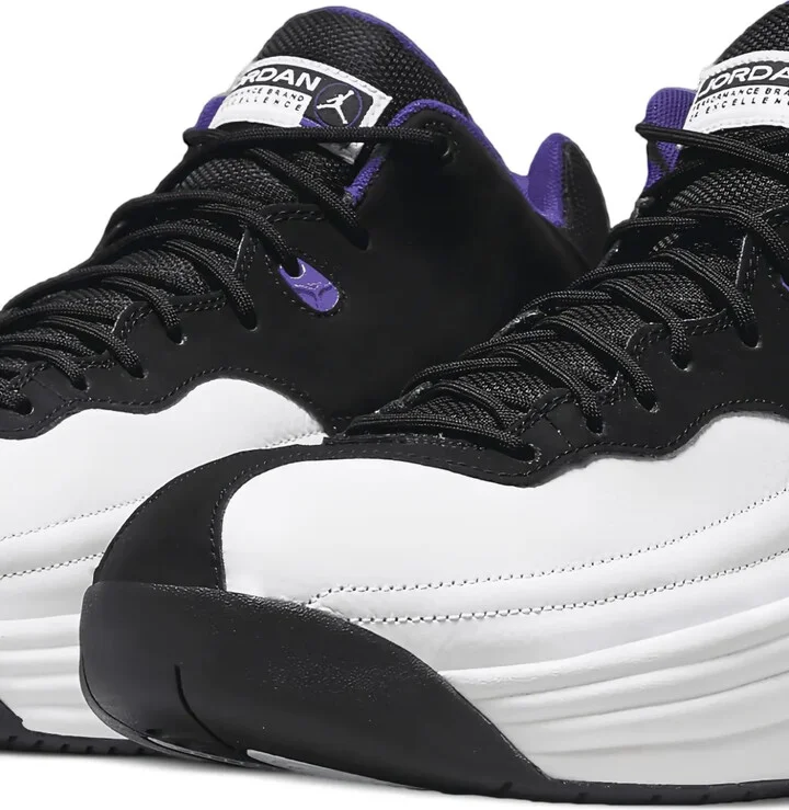 Jumpman Team "White/Field Purple" sneakers - Image 2