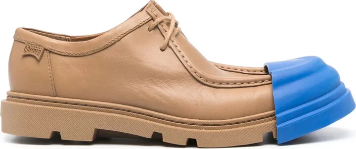Junction contrasting-toecap brogues