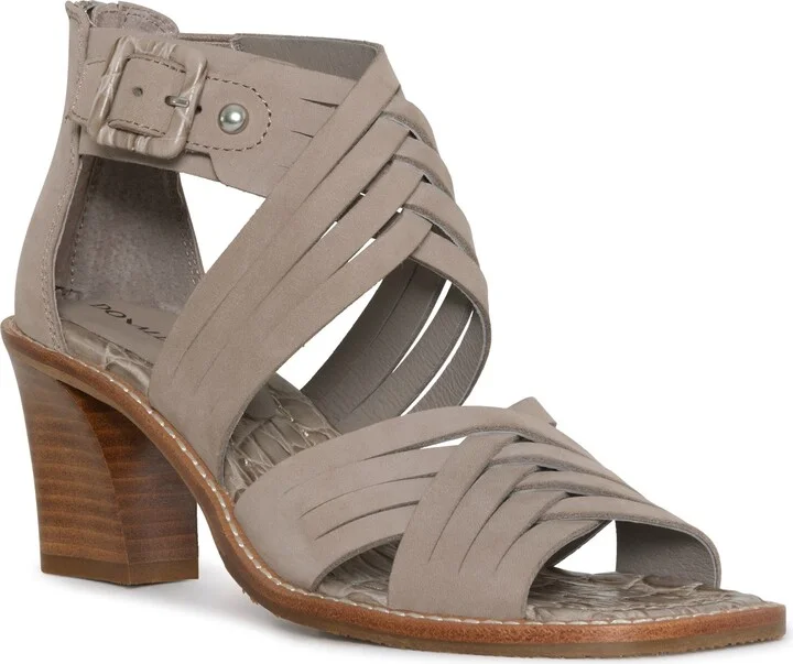 Junnah Sandal
