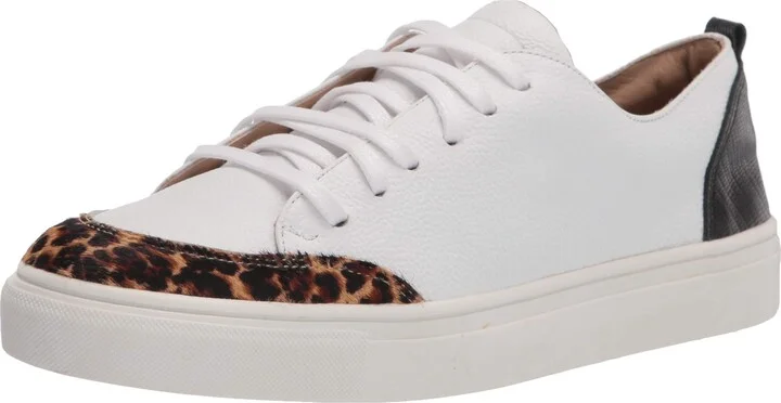 KAANAS womens Paris Lace-up Leather With Contrast Heel Sneaker