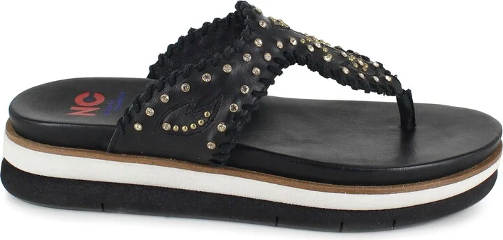 Kamara Crystal Embellished Platform Flip Flop - Image 9