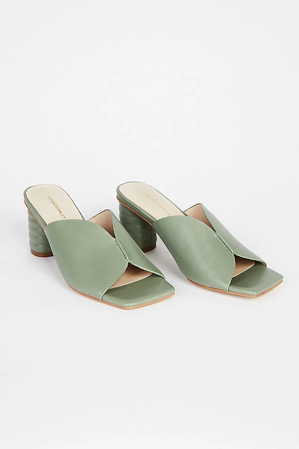 Kamika Heels - Image 2