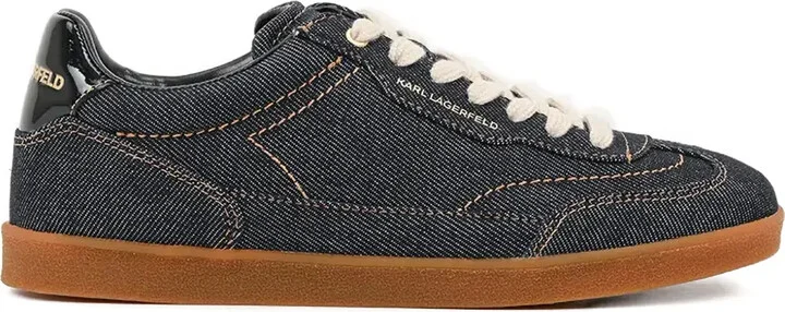 Kandidate sneakers