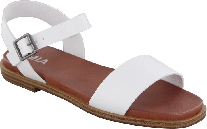 Karina Sandal