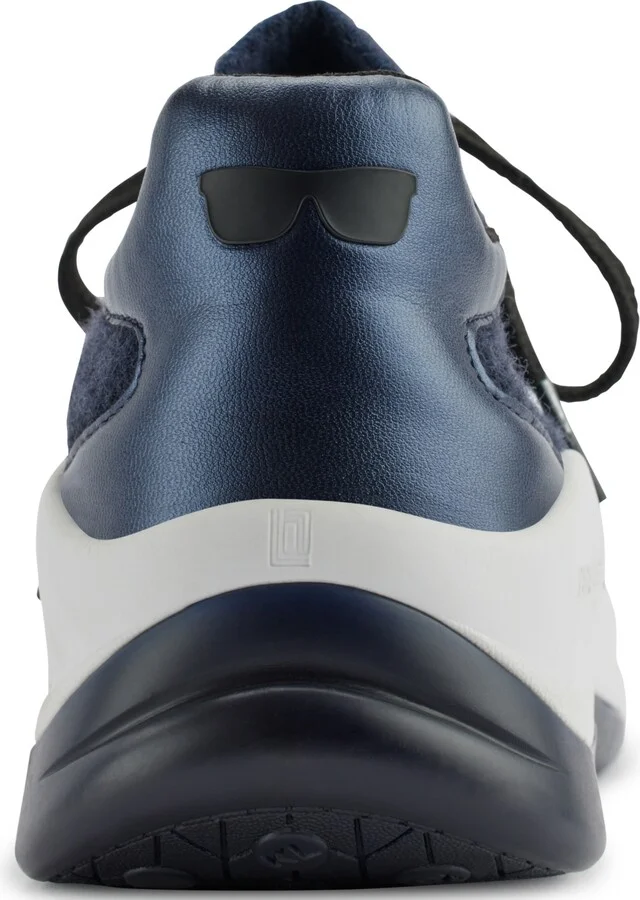 Karl Lagerfeld Paris Women's Carsyn Lace Up Sneakers - Grey/black - Image 7