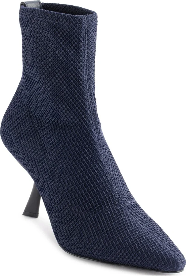 Karl Lagerfeld Paris Women's Kelsa Pull On Booties