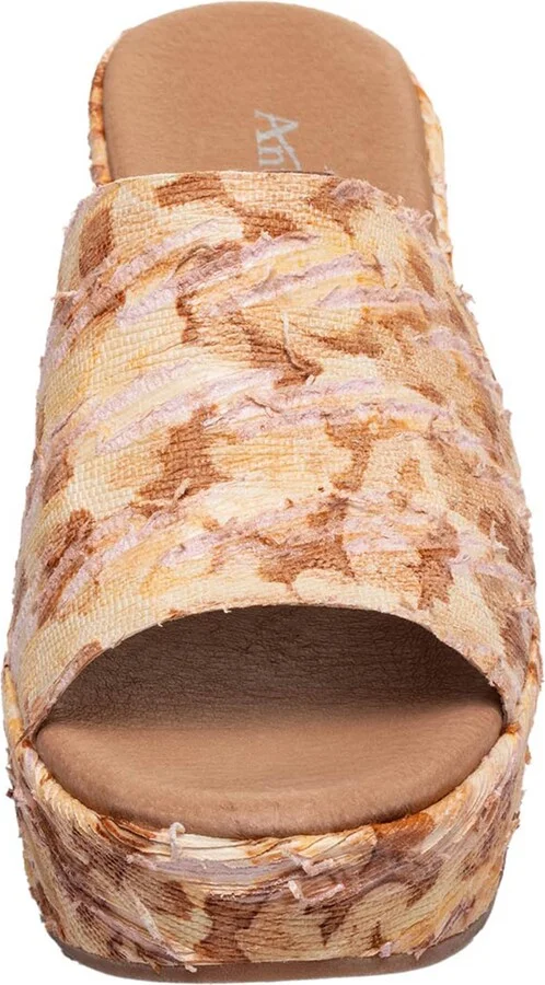 Karla Platform Sandal - Image 3