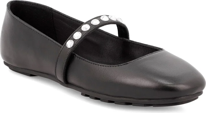 Karolin Mary Jane Flat
