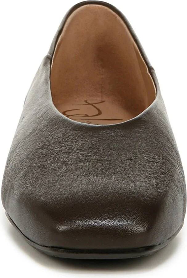 Kasey Square Toe Pump - Image 4