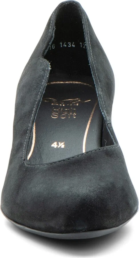 Kat Kitten Heel Pump - Image 4