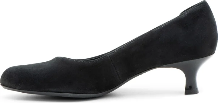 Kat Kitten Heel Pump - Image 9