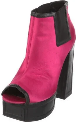 Kat Maconie - Image 2