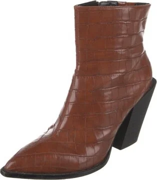 Kat Maconie - Image 2