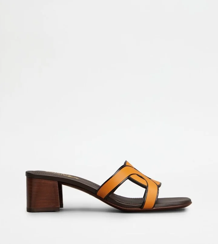 Kate Sandals in Leather