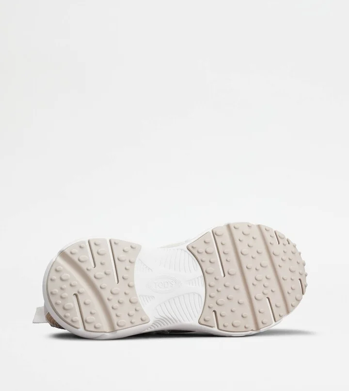 Kate Slip-on Sneakers in Fabric - Image 6