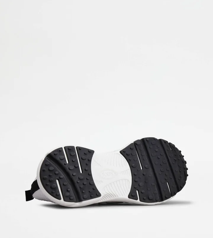 Kate Slip-on Sneakers in Fabric - Image 4