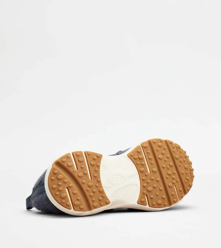 Kate Slip-on Sneakers in Fabric - Image 5