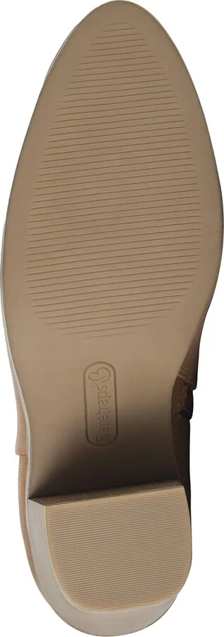 Katherine Boot - Image 6
