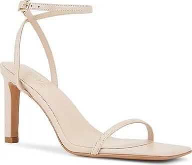 Kathryn Heel - Image 2