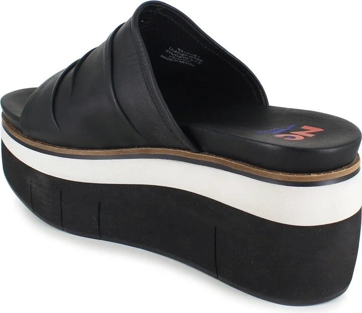 Kayci Scrunched Platform Slide Sandal - Image 2