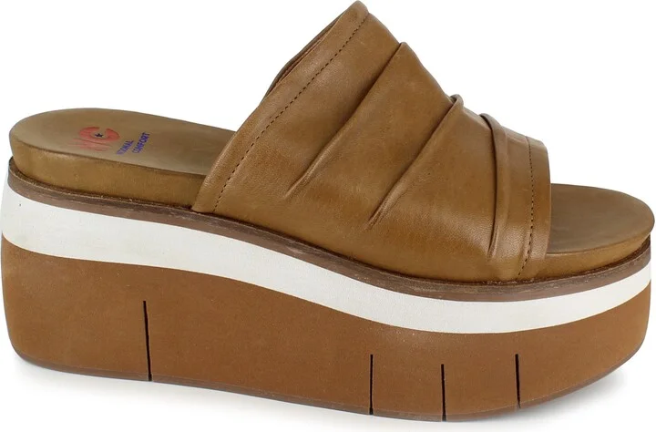 Kayci Scrunched Platform Slide Sandal - Image 9