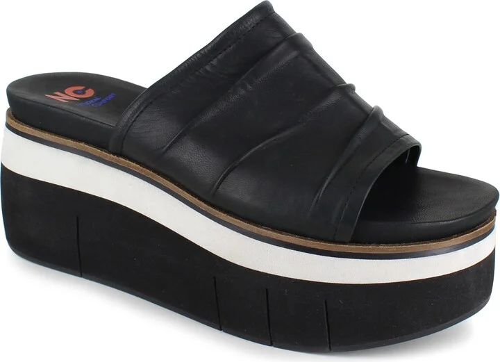 Kayci Scrunched Platform Slide Sandal