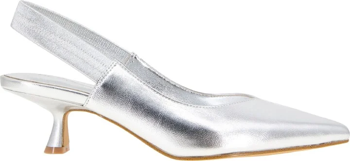 Kayla Pointed Toe Kitten Heel Pump - Image 3