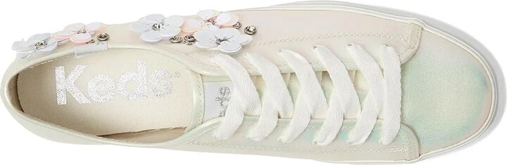 Keds Triple Kick Canvas Women's Shoes Snow White / Iridescent Leather : 7 B - Medium, Textile - Image 2