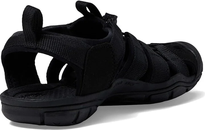 KEEN Clearwater CNX Men's Shoes Triple Black : 9.5 D - Medium, Synthetic/Textile - Image 4