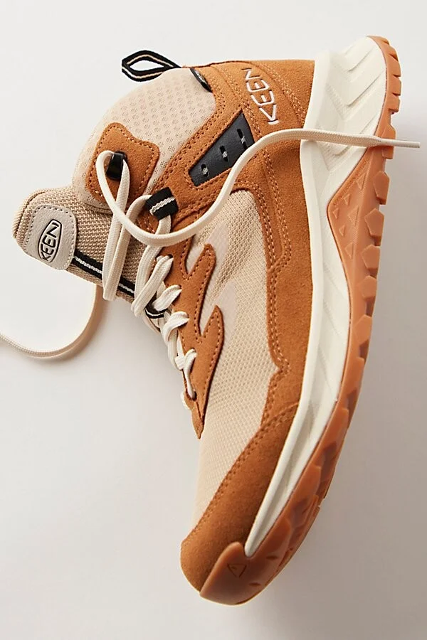 Safari/chipmunk